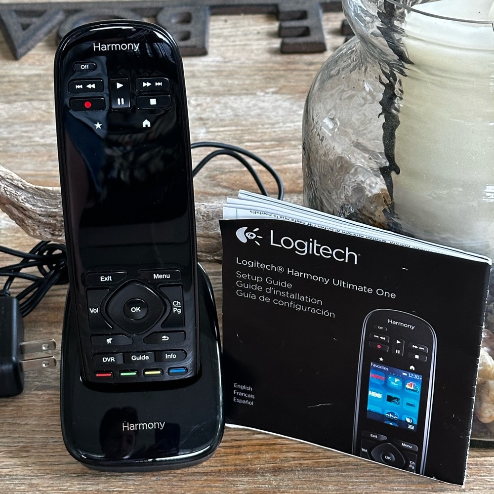 One owner Logitech Harmony Universal Remote w/Charger and Manual